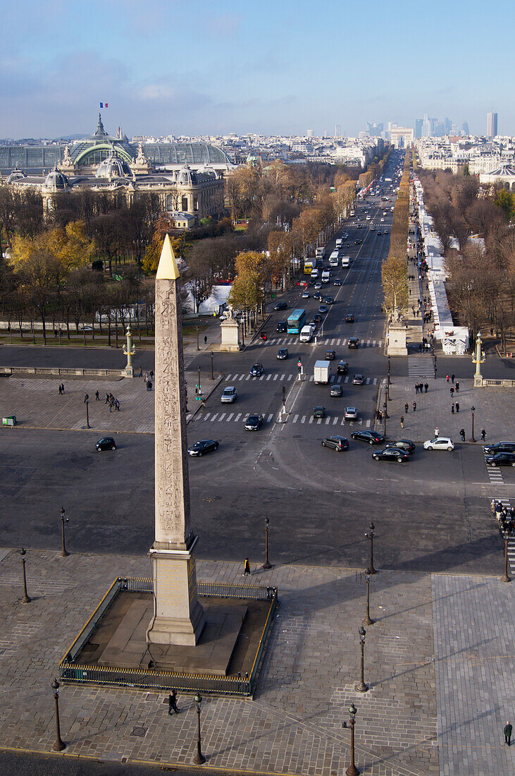 Champs Elysees und Place De La Concorde,Paris,Frankreich