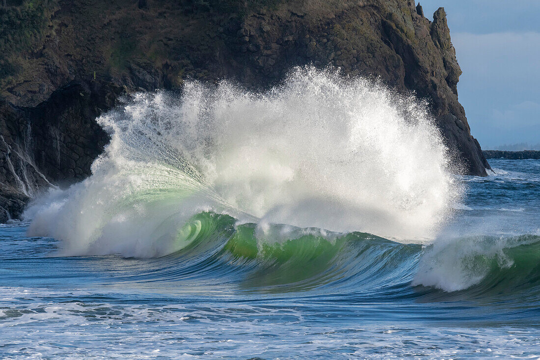 Crashing waves against the cliffs at Waikiki Beach,Cape Disappointment at the mouth of the Columbia River in Southwest Washington,Ilwaco,Washington,United States of America