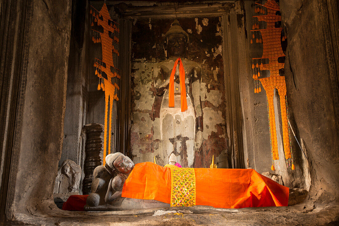 Liegende Buddha-Statue in Angkor Wat, Siem Reap, Kambodscha