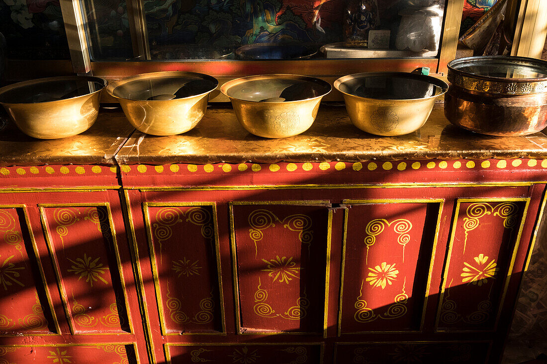Innenraum eines Klosters in Lhasa, Lhasa, Tibet, China