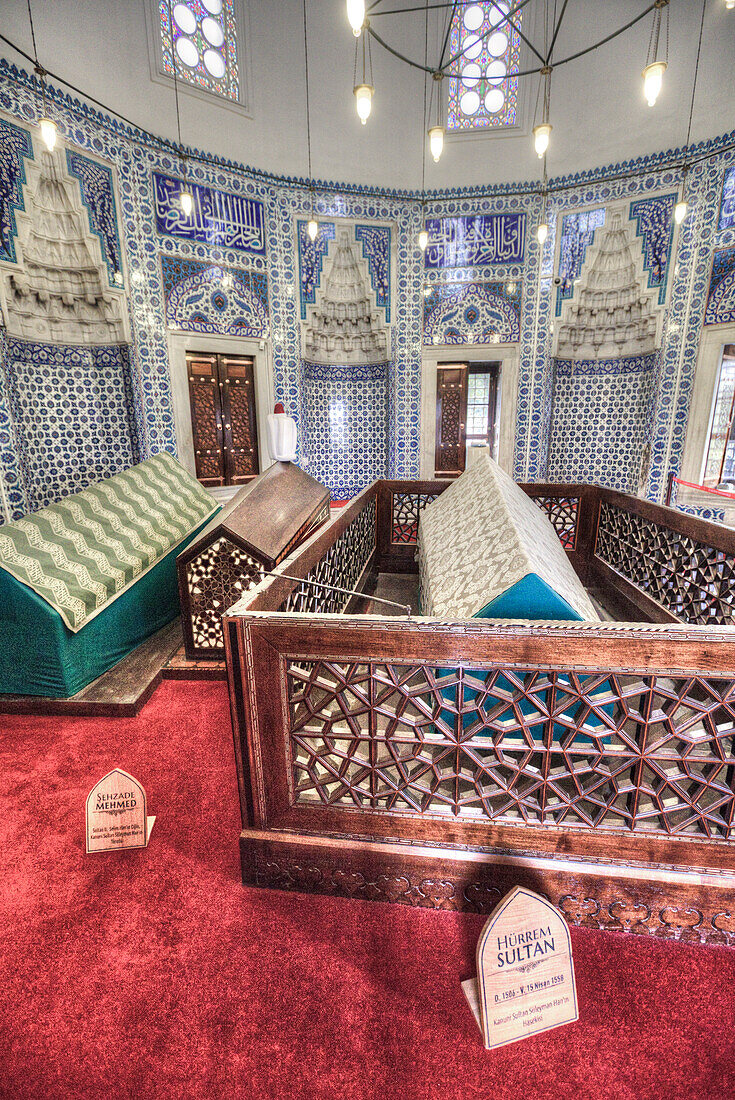 Innenansicht des Mausoleums von Hurrem Sultan (Ehefrau von Süleyman), Süleymaniye Moschee, erbaut ab 1550, Unesco Weltkulturerbe, Istanbul, Türkei