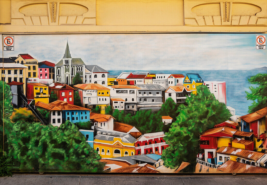 Buntes Wandgemälde einer Stadt an einer Wand, Cerro Alegre, Valparaiso, Region Valparaiso, Chile
