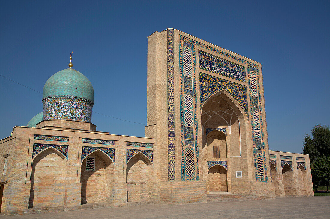 Madrasah Barak-khan in the Hazrati Imam Complex,Tashkent,Uzbekistan