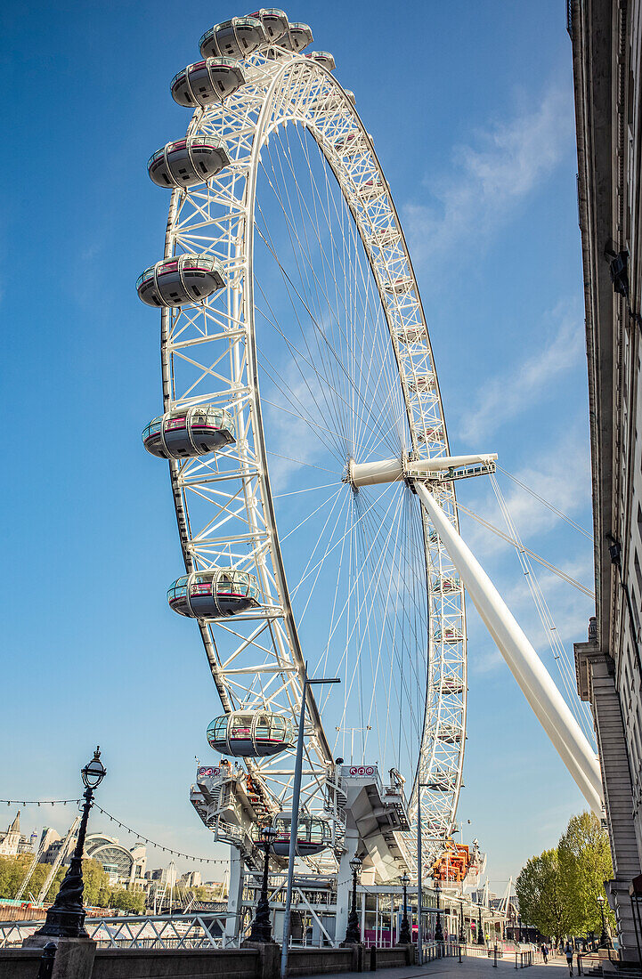 London Eye at morning rush hour during the national lockdown,Covid-19 World Pandemic,London,England