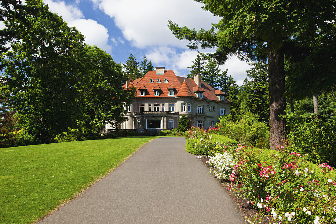 Pittock Mansion und Landschaftsgärten, der historische Wohnsitz von Henry Pittock, dem Herausgeber des Oregonian, Portland, Oregon, Vereinigte Staaten von Amerika