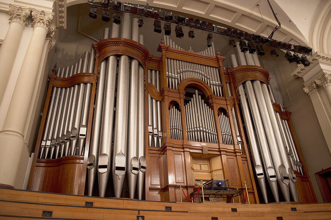 Massive pipe organ at the Auckland Town Hall in New Zealand,Auckland,New Zealand