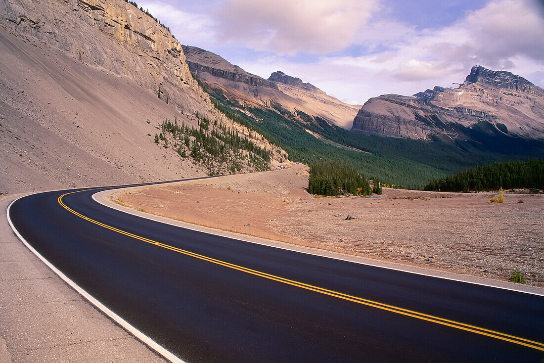 Icefields Parkway,Banff National Park,Alberta,Canada