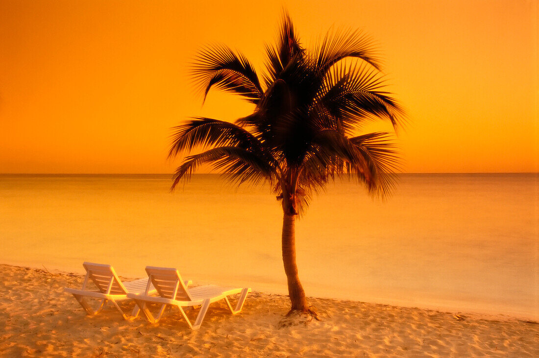 Strand bei Sonnenaufgang Cayo Guillermo, Kuba