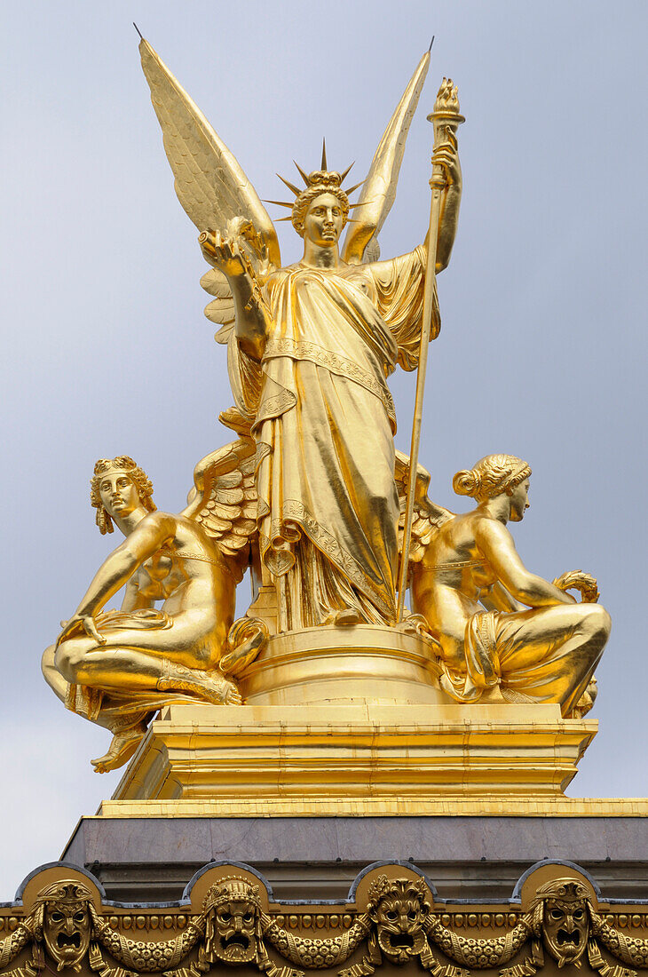 La Poesie Statue, Opera Garnier, 9. Arrondissement, Paris, Frankreich