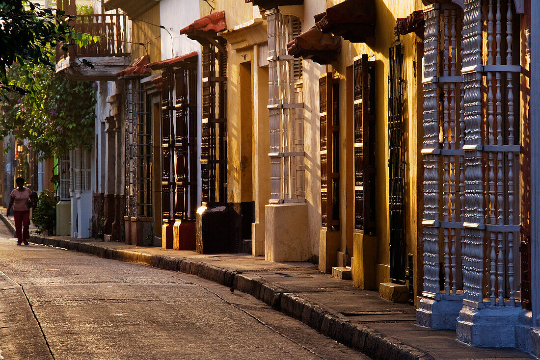 Straßenszene in der Altstadt, Cartagena, Kolumbien