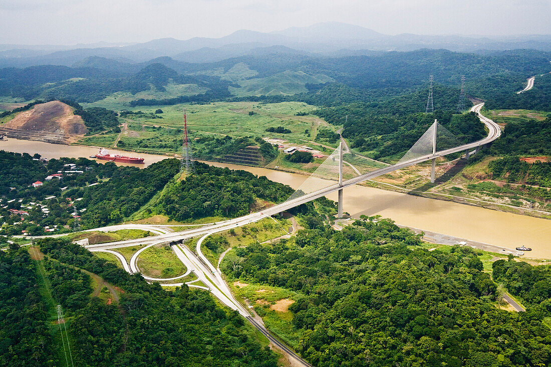 Die Panamakanalbrücke des neuen Jahrtausends, Panama