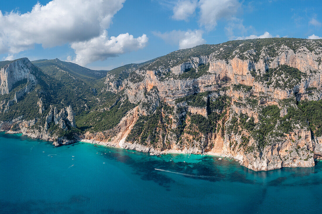 Cala Goloritze with the spire of Aguglia,Gennargentu and Golfo di Orosei National Park,Sardinia,Italy,Mediterranean,Europe