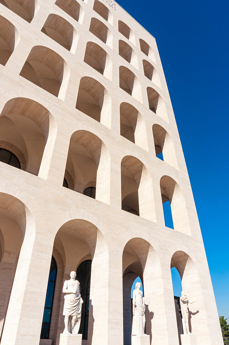 Palazzo della Civilta Italiana (Palazzo della Civilta del Lavoro) (Platz Colosseum),EUR,Rom,Latium (Latium),Italien,Europa