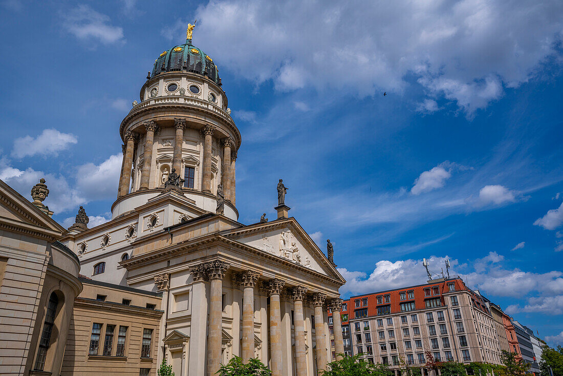 Blick auf den Franzosischen Dom, Gendarmenmarkt, Berlin, Deutschland, Europa