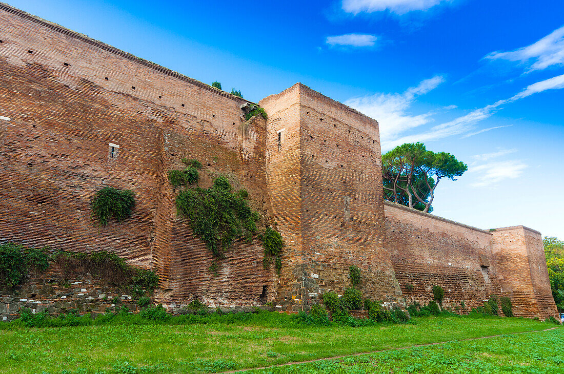 Roman Aurelian Walls (Mura Aureliane),UNESCO World Heritage Site,Rome,Latium (Lazio),Italy,Europe