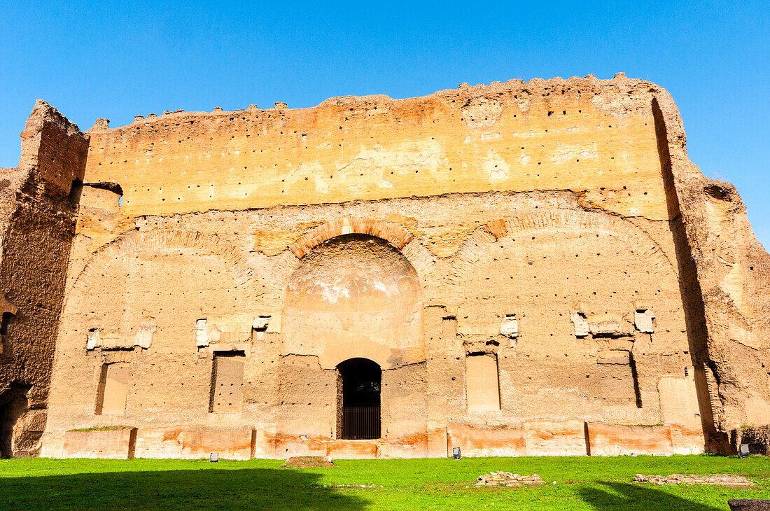 Außenansicht,Caracalla-Thermen,UNESCO-Welterbe,Rom,Latium (Lazio),Italien,Europa