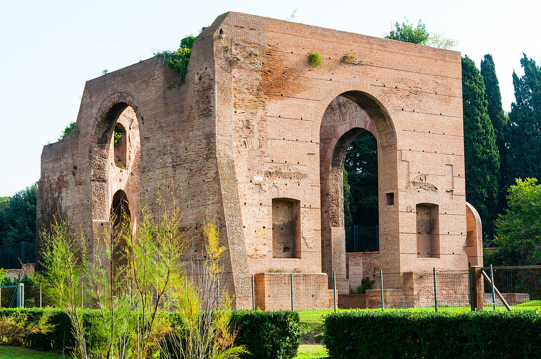 Außenansicht,Caracalla-Thermen,Gartenhaus,UNESCO-Welterbe,Rom,Latium (Lazio),Italien,Europa