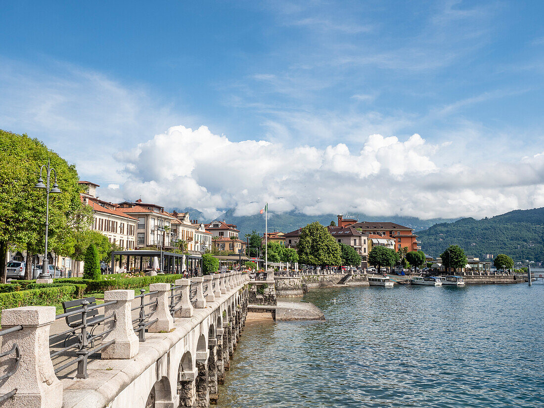 Die Promenade, Baveno, Lago Maggiore, Italienische Seen, Piemont, Italien, Europa