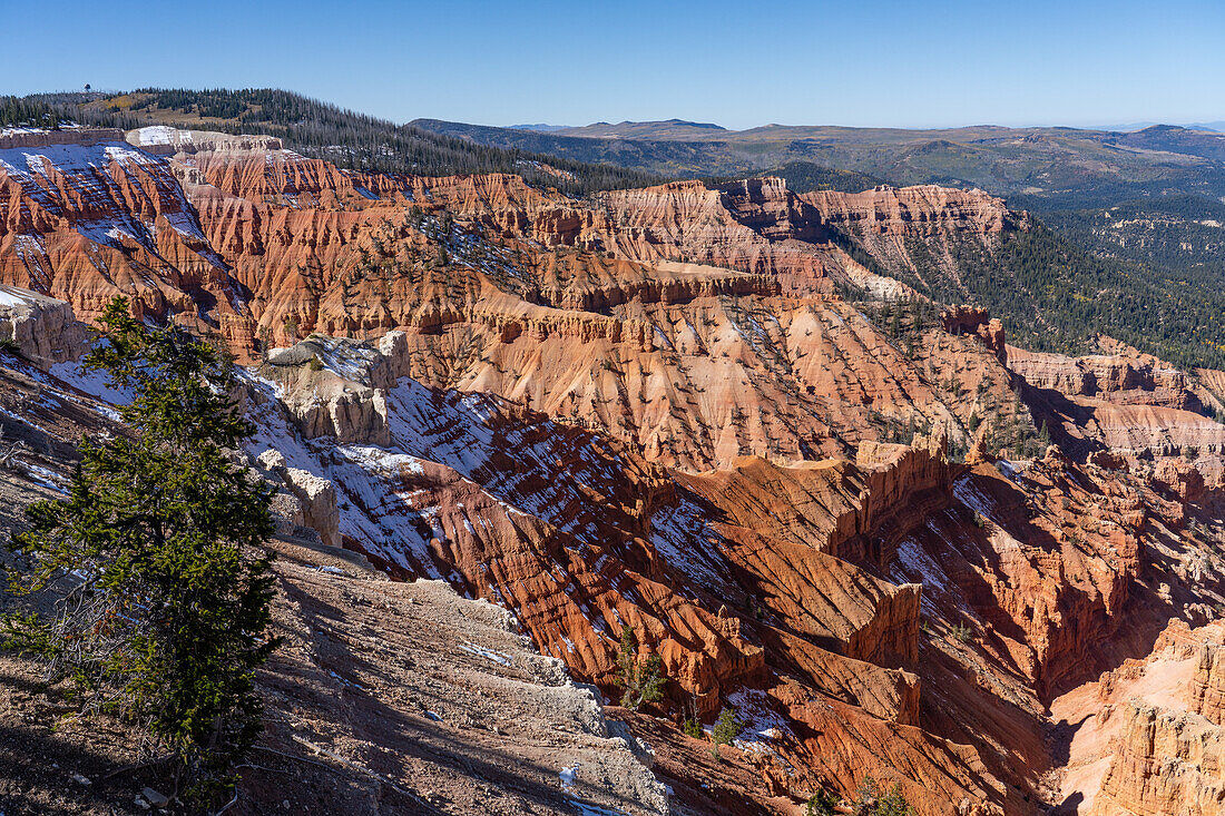 Colorful eroded landscape at the Sunset View Overlook in Cedar Breaks National Monument in southwestern Utah.