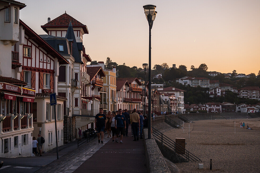 Promenade Jacques Thibaud Promenade