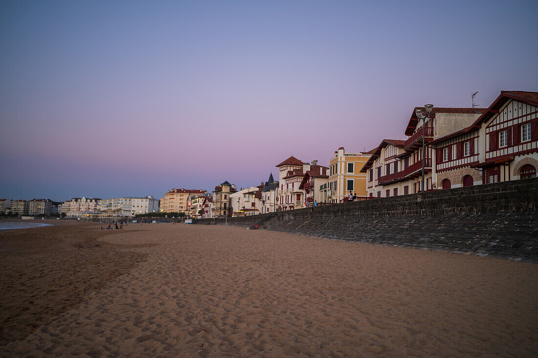 Promenade Jacques Thibaud boardwalk