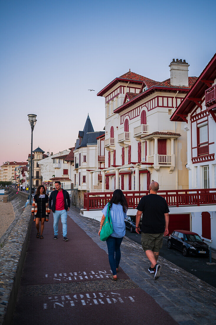 Promenade Jacques Thibaud Uferpromenade