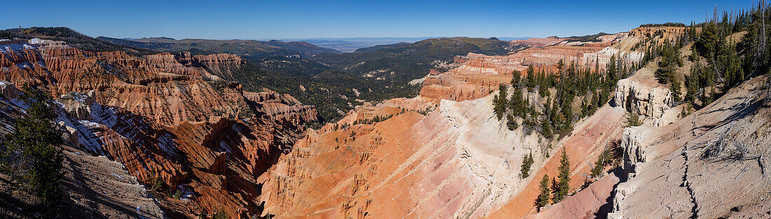 Colorful eroded landscape at the Sunset View Overlook in Cedar Breaks National Monument in southwestern Utah.