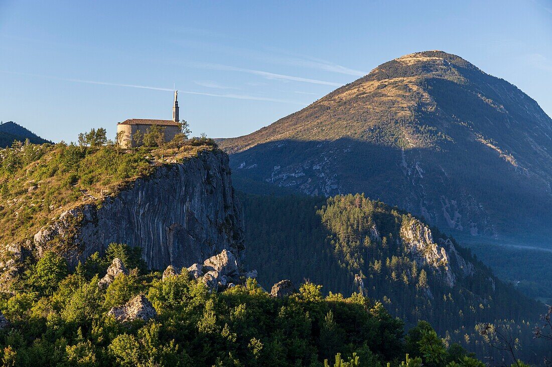 France, Alpes-de-Haute-Provence, Verdon Regional Nature Park, Castellane, the site of Roc (911m) with at the top the chapel Notre-Dame du Roc