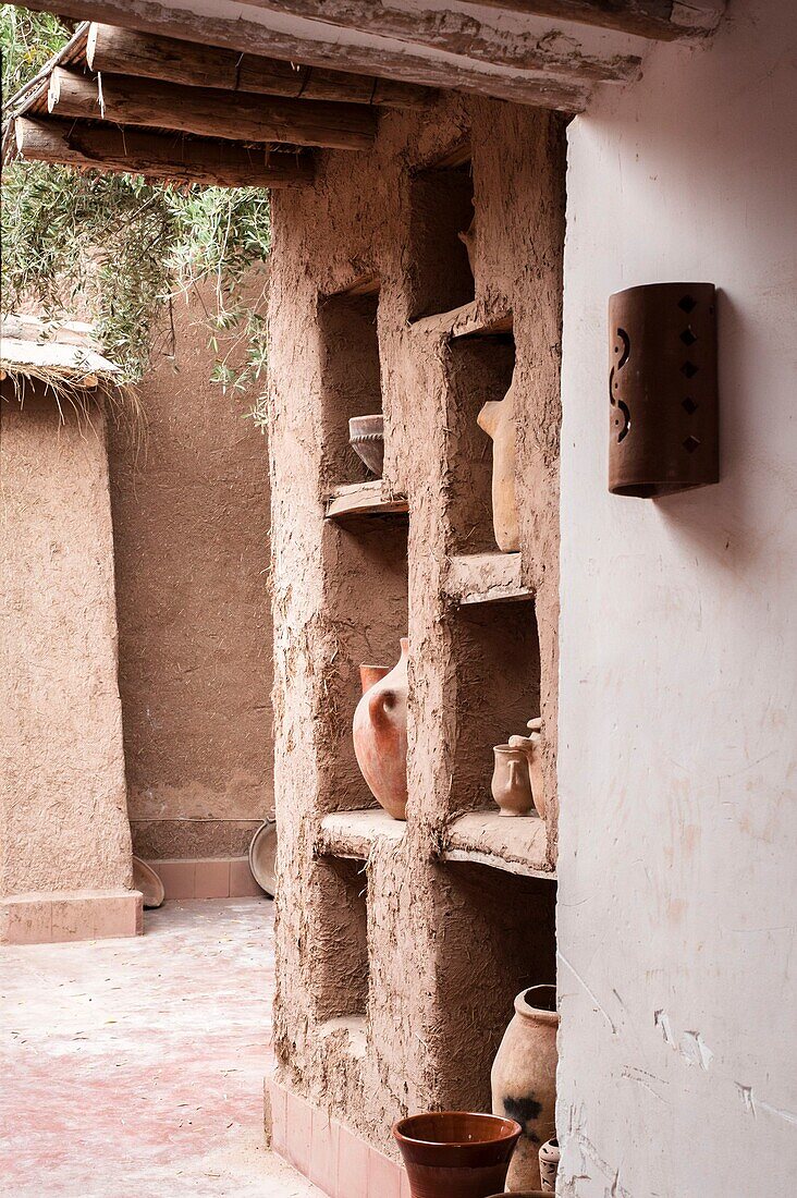 Marokko, Marrakesch, Beldi Country Club, Geschichte: Eine Tradition der Töpfer