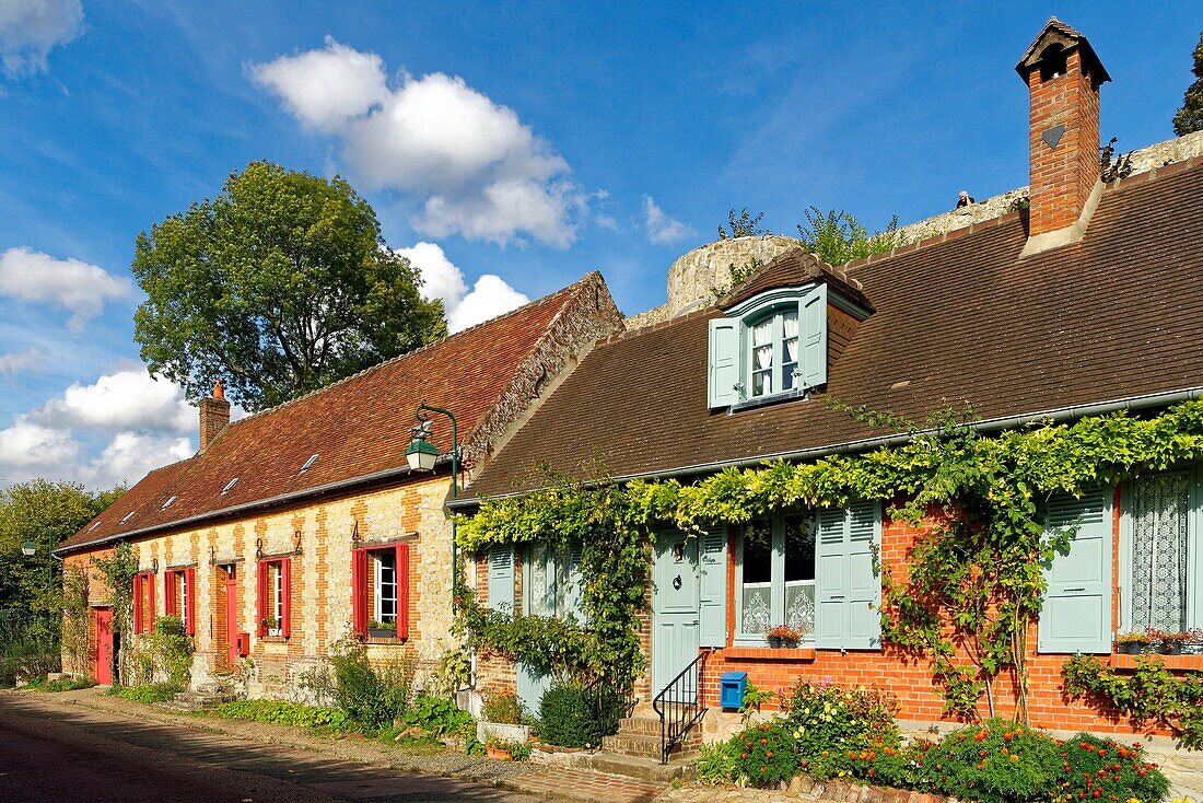 France, Oise, Gerberoy, village of Picard Pays de Bray labeled Most Beautiful Villages of France