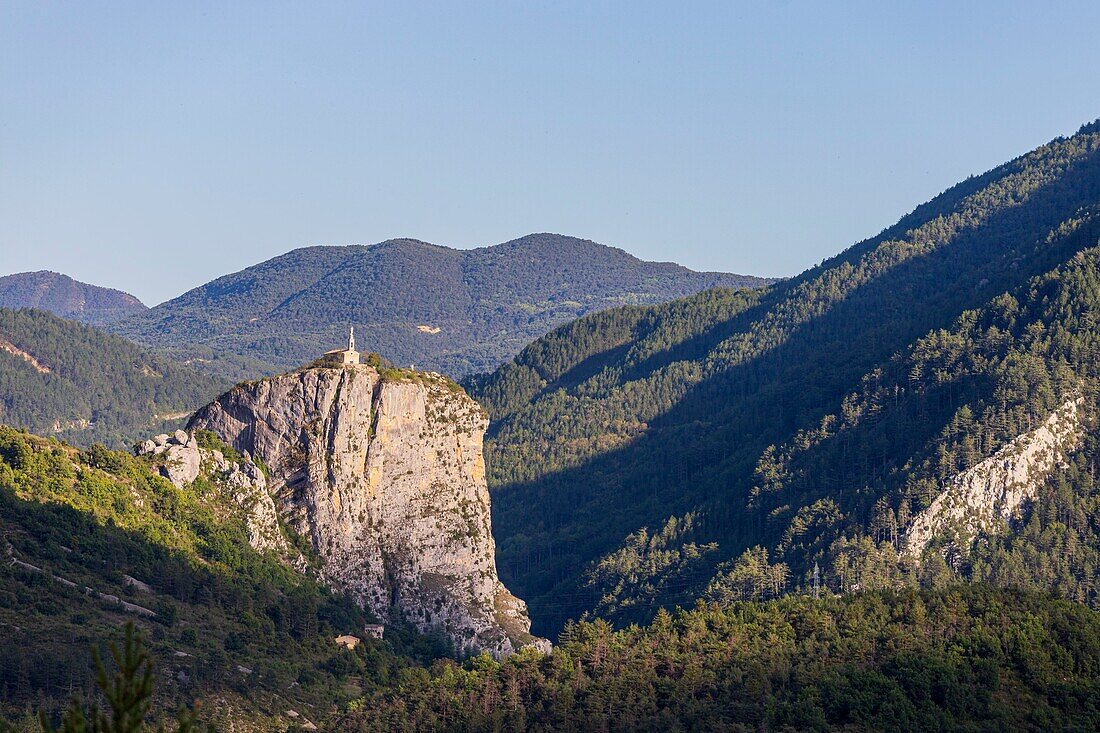 France, Alpes-de-Haute-Provence, Regional Natural Park of Verdon, Castellane, the site of Roc (911m) with at the top the chapel Notre-Dame du Roc