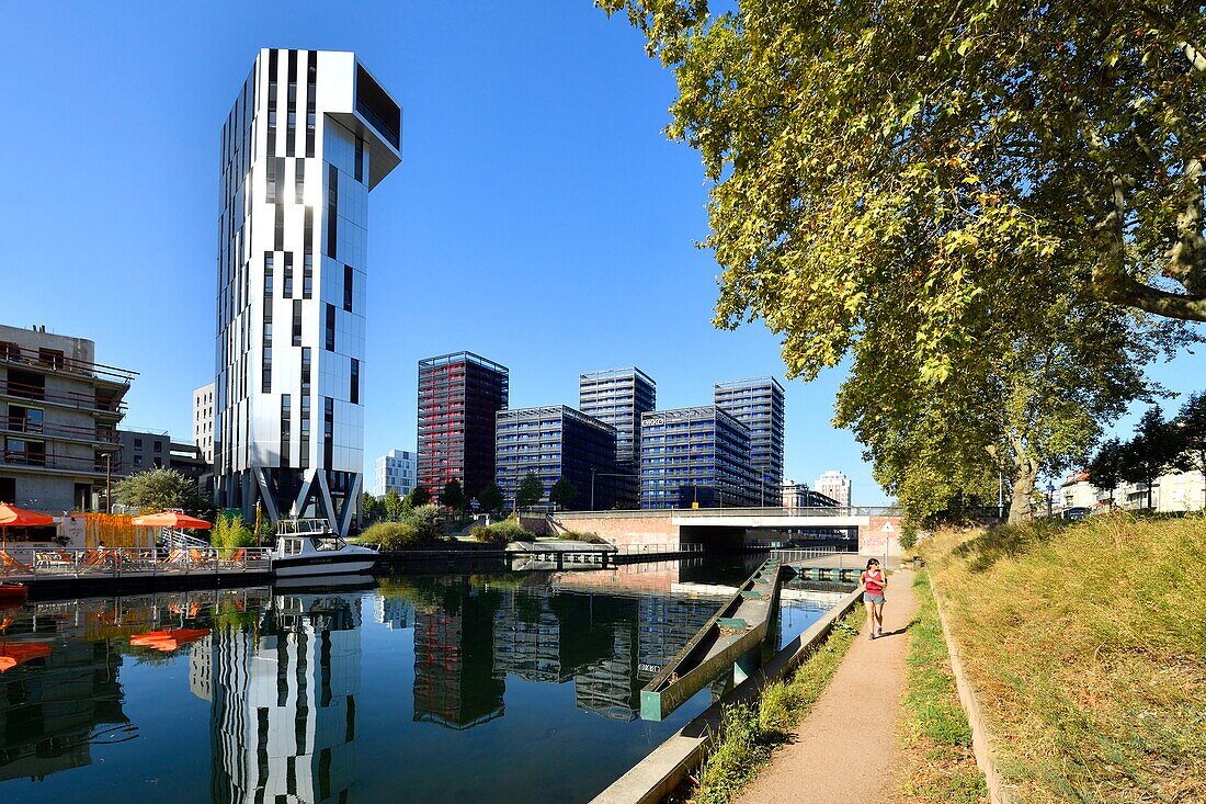 France, Bas Rhin, Strasbourg, development of port du Rhin (Rhine's harbour) and conversion of breakwater of Bassin d'Austerlitz, the 3 Black Swans tower of architect Anne Demians and the Elithis Danube Tower, 1st positive energy tower by XTU Architects