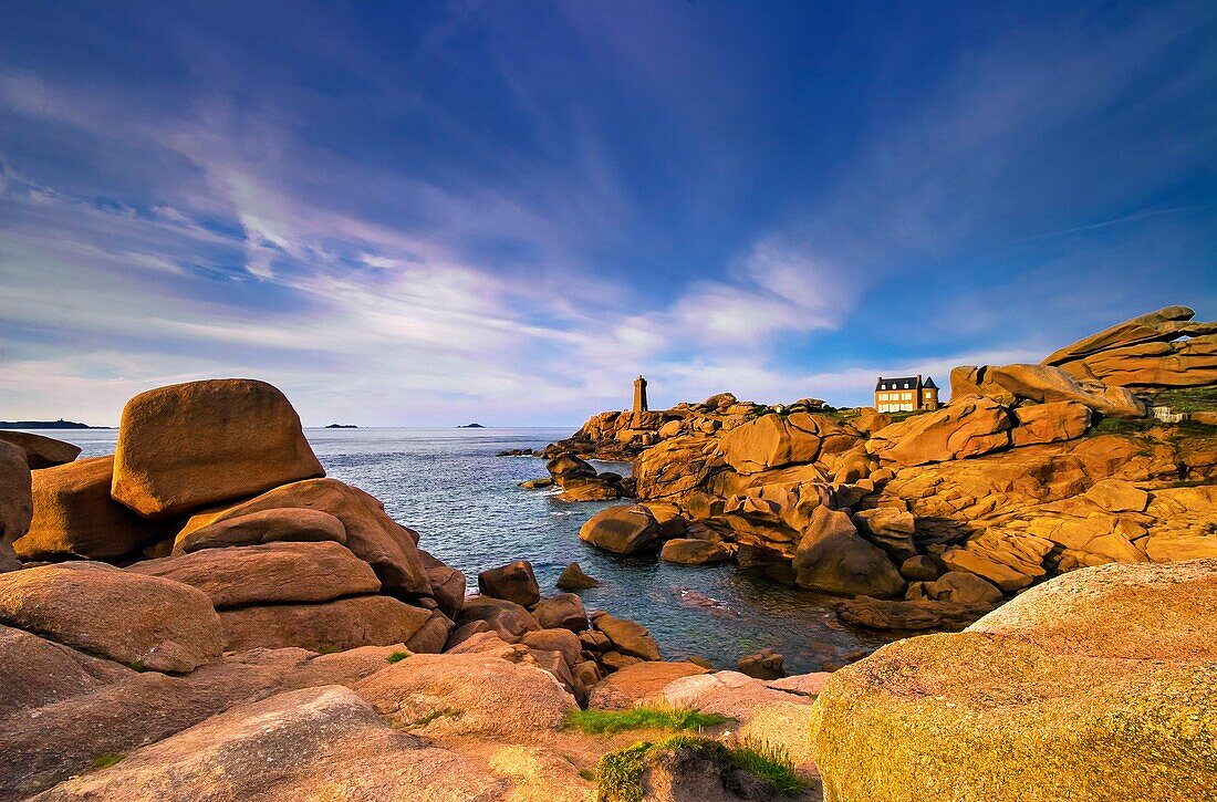 France, Côtes d'Armor, Côte de Granit Rose, Perros Guirec, on the Douaniers trail, the rocks of Ploumanac'h