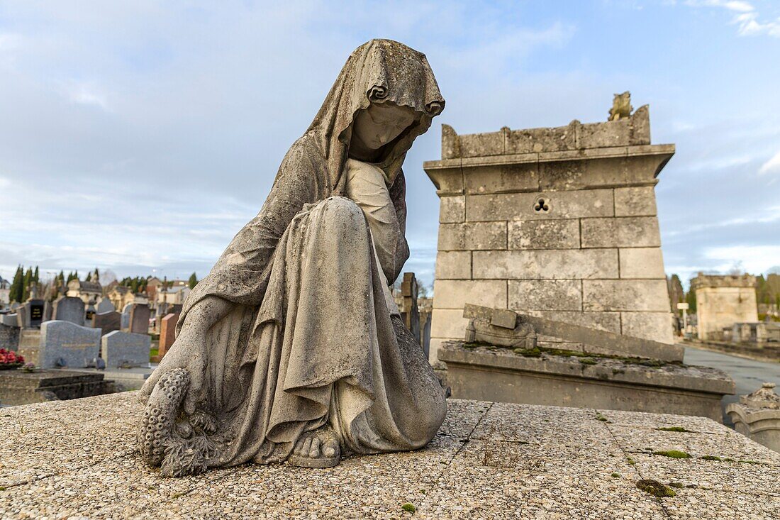 Frankreich, Indre et Loire, Loire-Tal als Weltkulturerbe der UNESCO, Tours, Friedhof La Salle