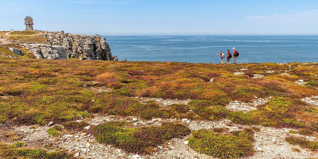 Frankreich, Finistère (29), Cornouaille, Halbinsel Crozon, Camaret-sur-Mer, Spitze Pen-Hir im Iroise Meer