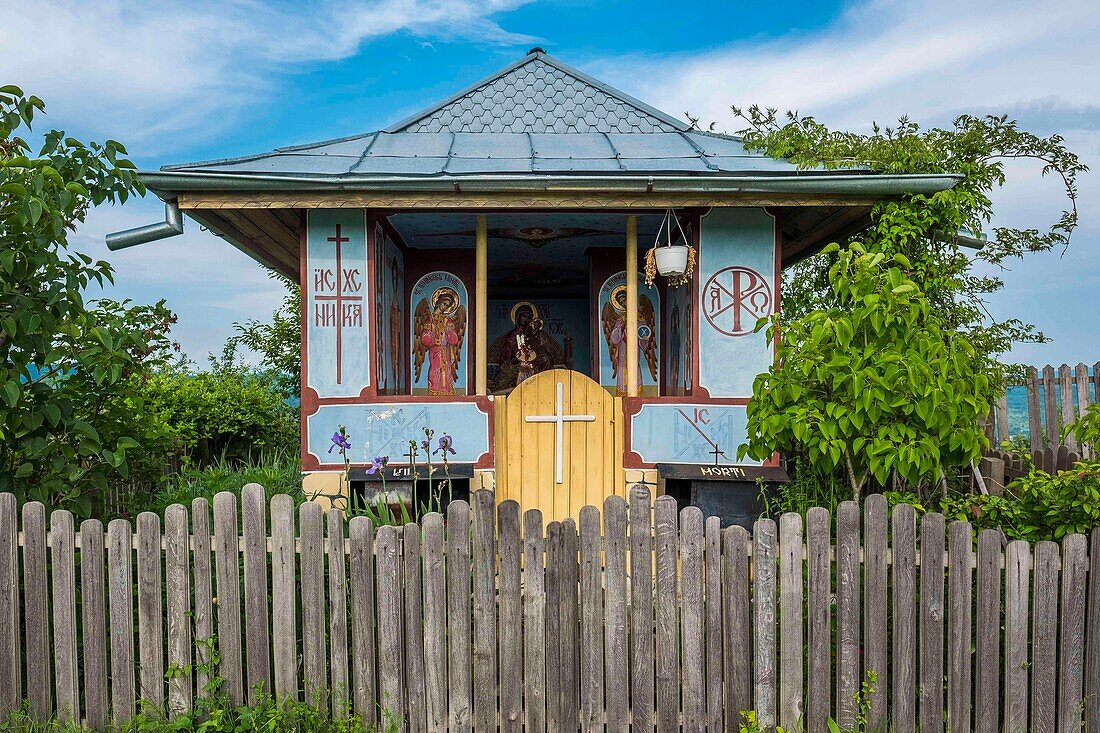 Romania, Judet of Arges, Berevoiesti, orthodox roadside chapel