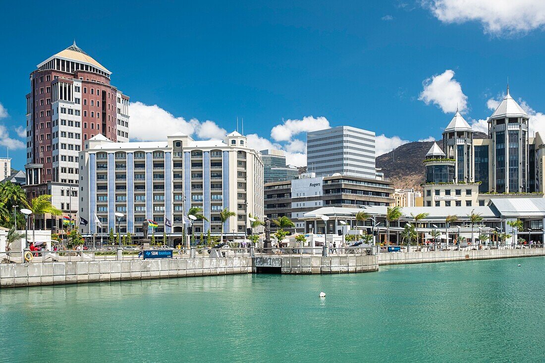 Mauritius, Bezirk Port-Louis, Port-Louis, Caudan Waterfront, eine der wichtigsten Touristenattraktionen der Stadt, mit vielen Geschäften, Restaurants, Hotels und einem Museum