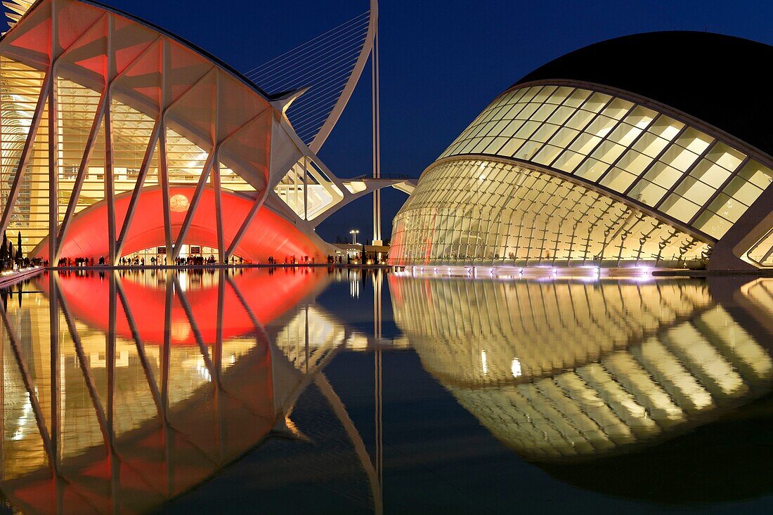 Spain, Valencia, City of Sciences and Arts by architect Santiago Santiago Calatrava, The Hemisferic and Principe Felipe Sciences Museum