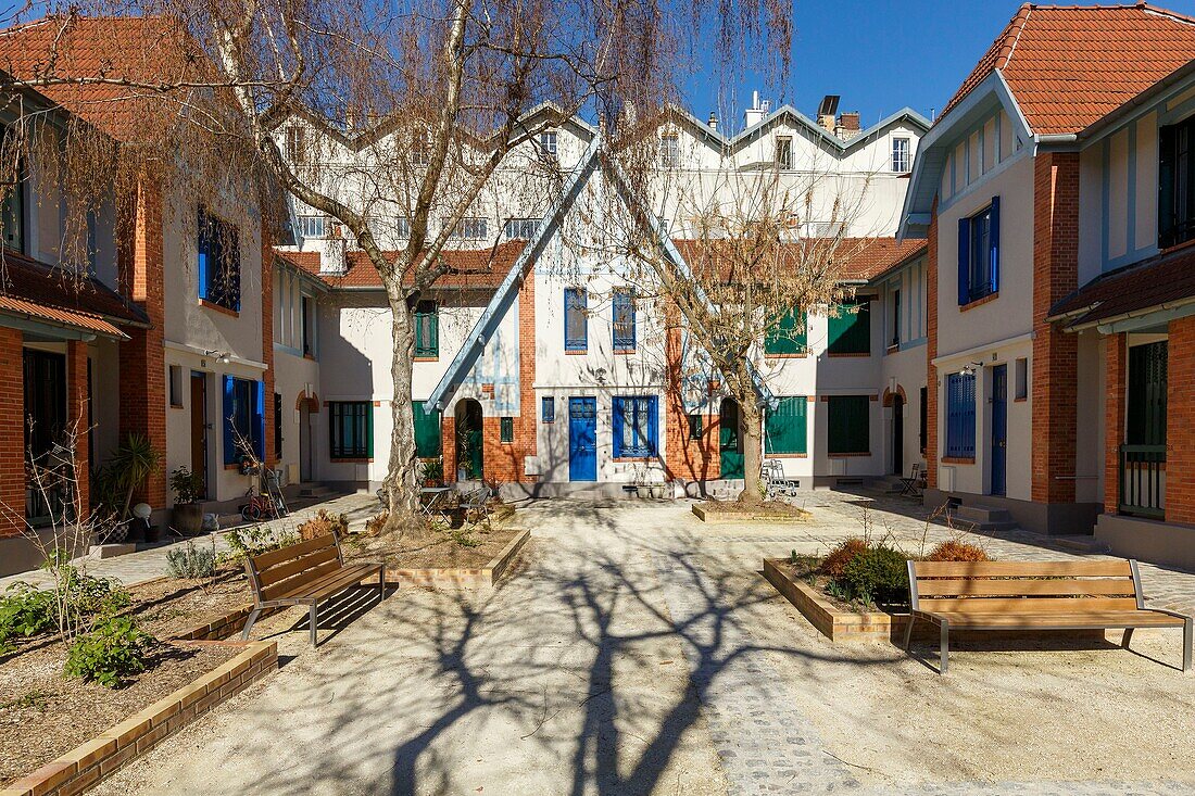 France, Paris, group of houses named La Petite Alsace also called Cite Daviel in rue Daviel in Butte aux Cailles district