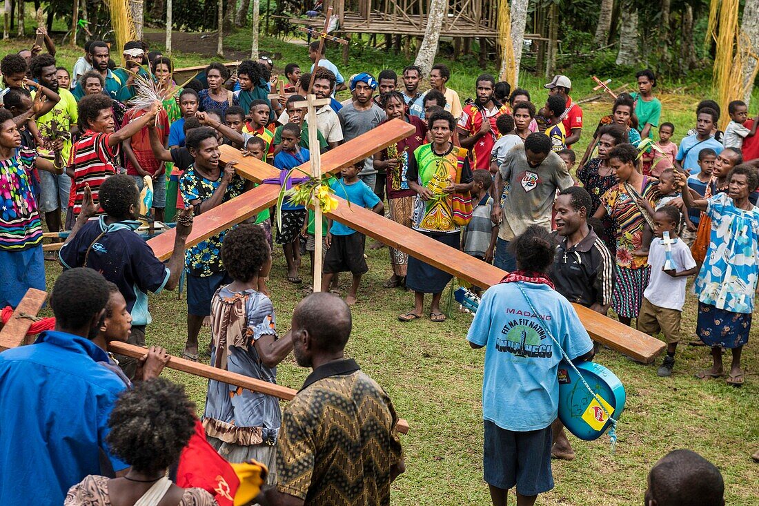 Papua New Guinea, East Sepik Province, Sepik River Region, Angoram area, Catholic ceremony