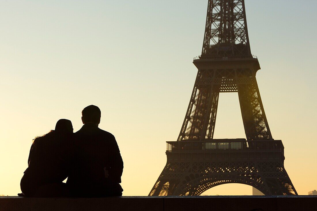 Frankreich,Paris,Bezirk des Eiffelturms,der von der UNESCO zum Weltkulturerbe erklärt wurde,der Eiffelturm vom Trocadero-Platz,Platz der Menschenrechte