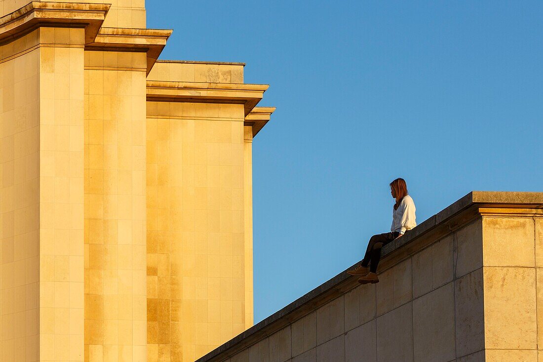 Frankreich,Paris,von der UNESCO zum Weltkulturerbe erklärtes Gebiet,Trocadero,Palais de Chaillot (1937) im neoklassizistischen Stil,der Platz der Menschenrechte