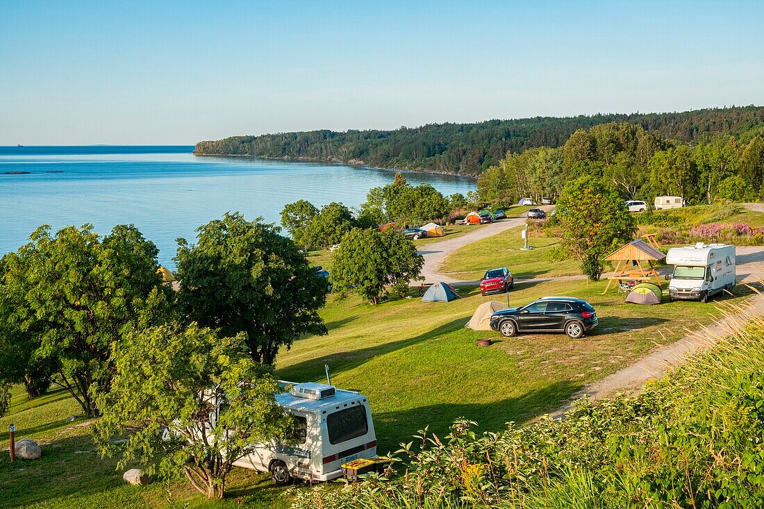 Canada, Quebec province, Manicouagan region, Les Bergeronnes, Cap de Bon Desir, camping