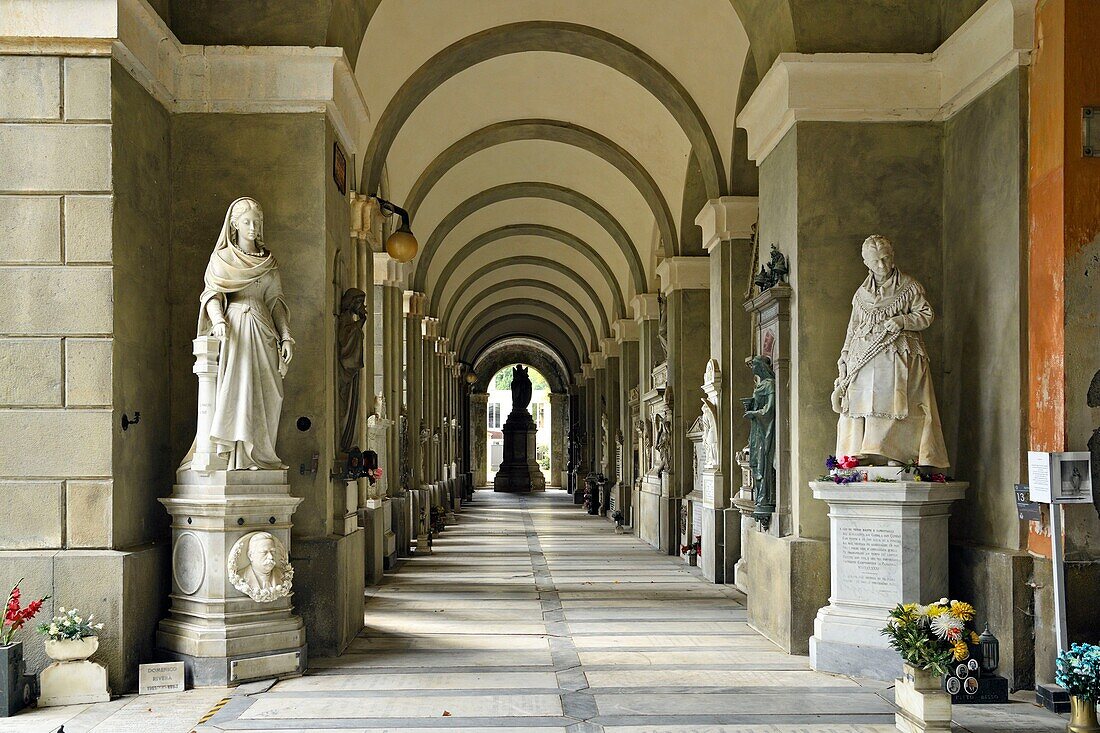 Italien,Ligurien,Genua,Staglieno monumentaler Friedhof,die Haselnussverkäuferin,Campodonico Grabmal von L. Orengo,1881