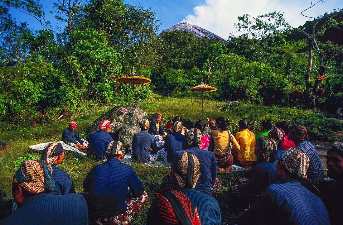 Indonesia, Java, Yogyakarta, Labuhan Festivals take place in the Kraton Palace to prepare offerings on the slopes of Merapi Volcano