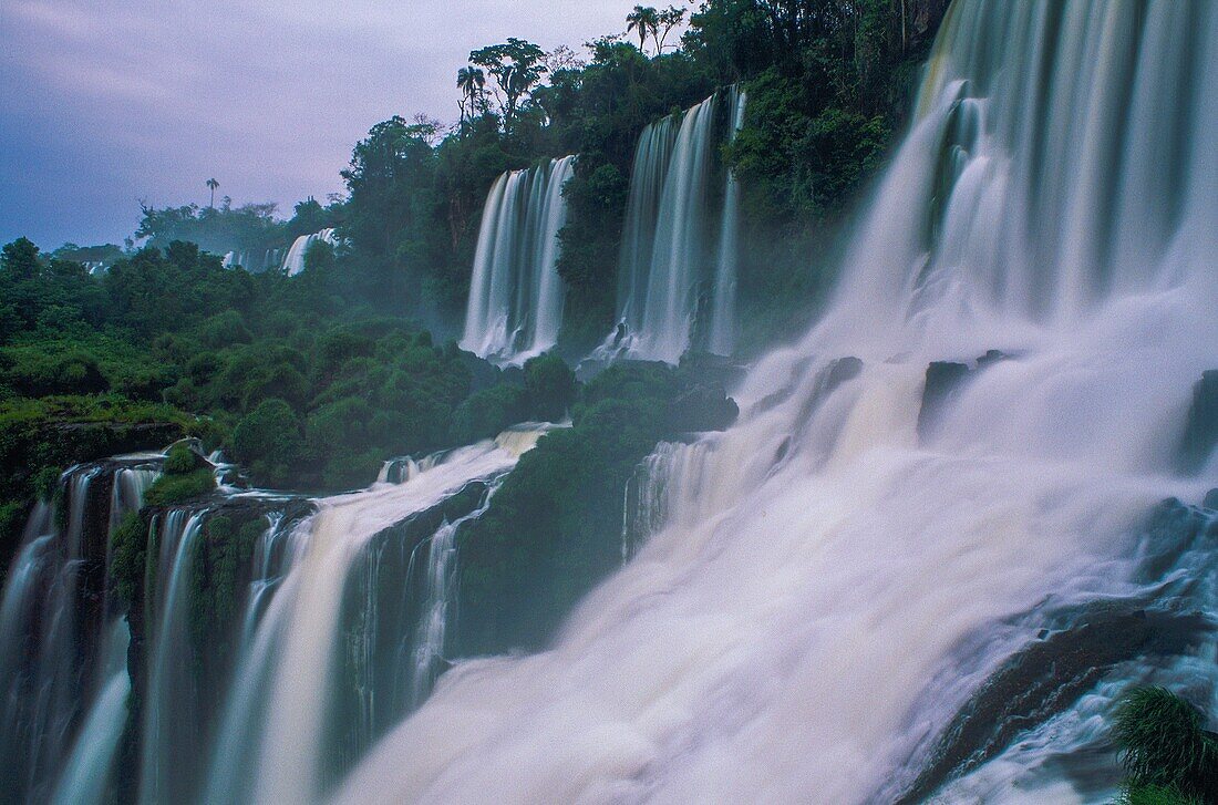 Argentinien,Provinz Misiones,Iguazu,die Iguazu-Fälle gehören zum Weltkulturerbe der UNESCO