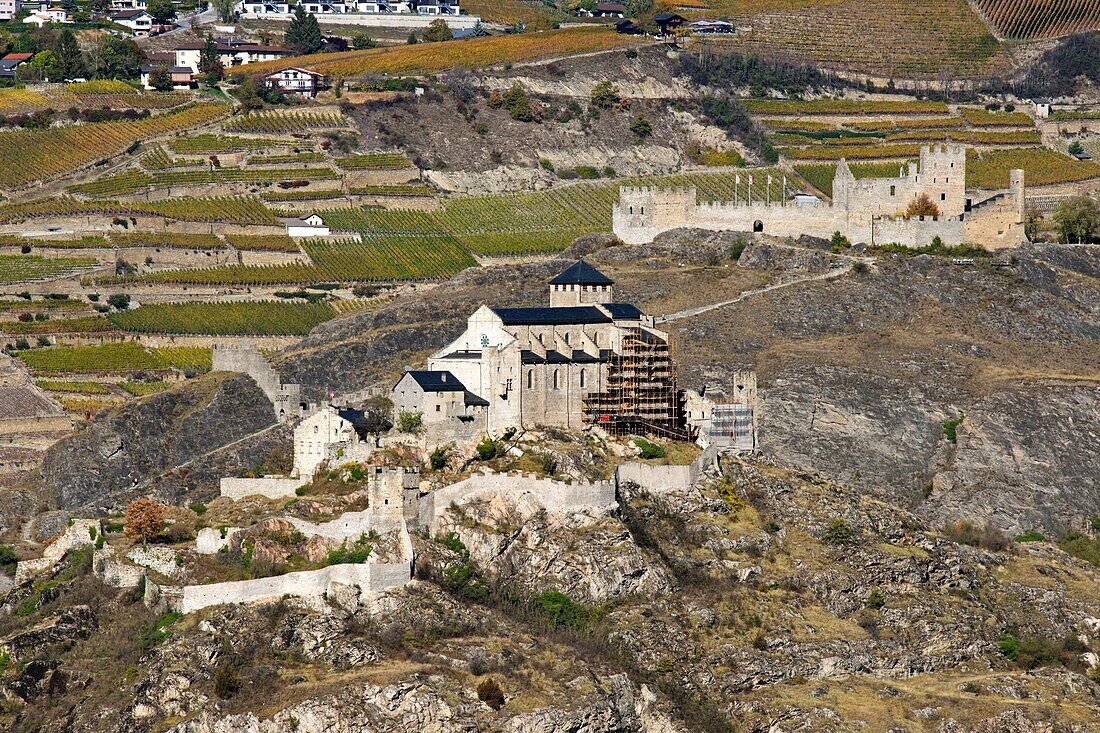 Schweiz,Kanton Wallis,Sitten,Hauptstadt des Kantons,Kirche von Valere und Schloss Tourbillon