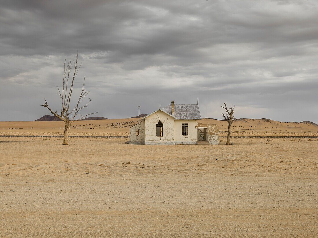 Namibia,Provinz Karas,Aus,verlassener Bahnhof