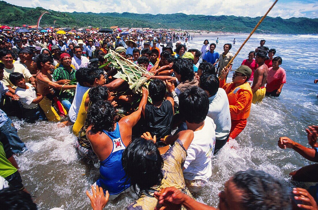 Indonesia, Java, Yogyakarta, Labuhan Festivals take place in the Kraton Palace to prepare offerings on the slopes of Merapi Volcano