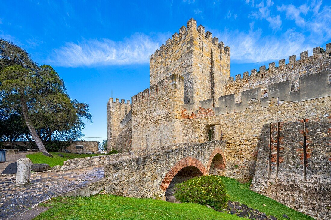 Saint George's Castle (Castelo de Sao Jorge), Lisbon, Portugal, Europe